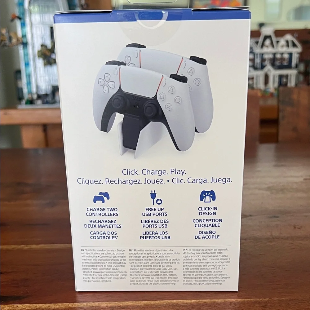 Sony DualSense Charging Station - White and Black *NEW IN BOX*